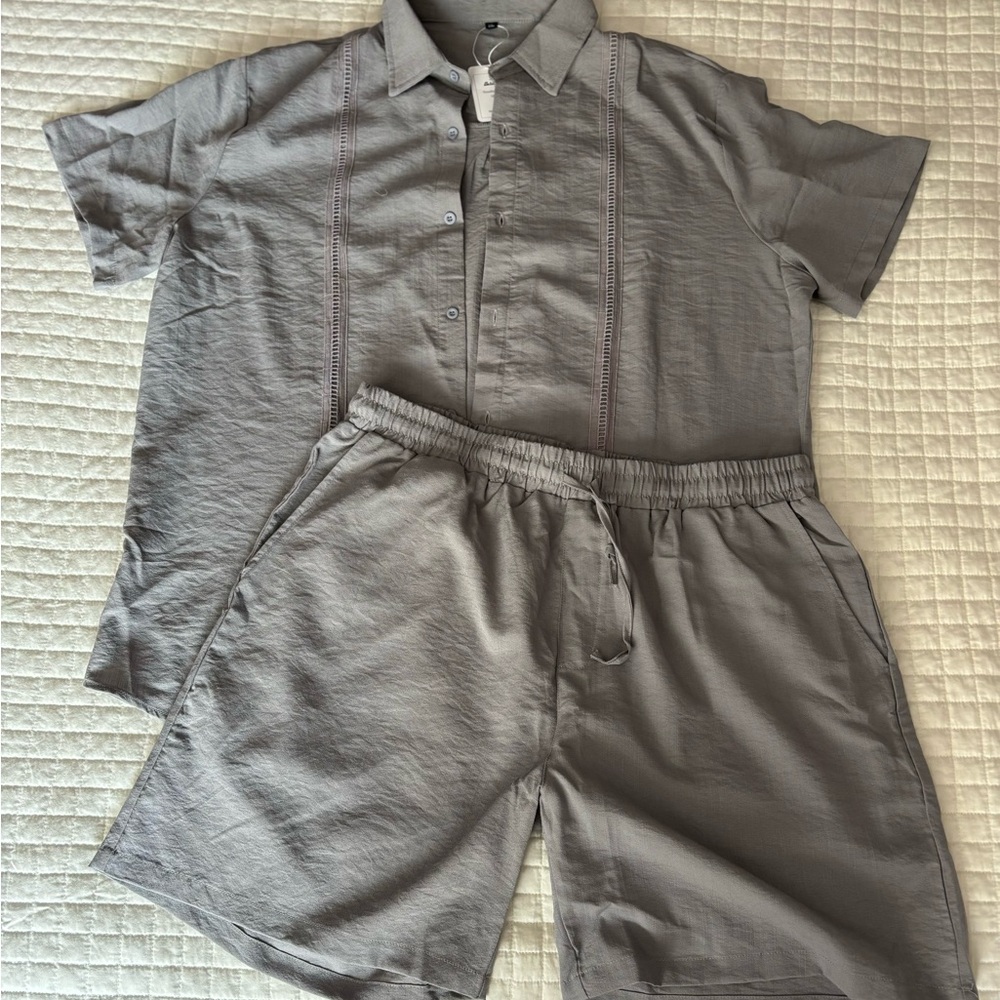 Men’s two piece short. Rayon, linen, nylon blend